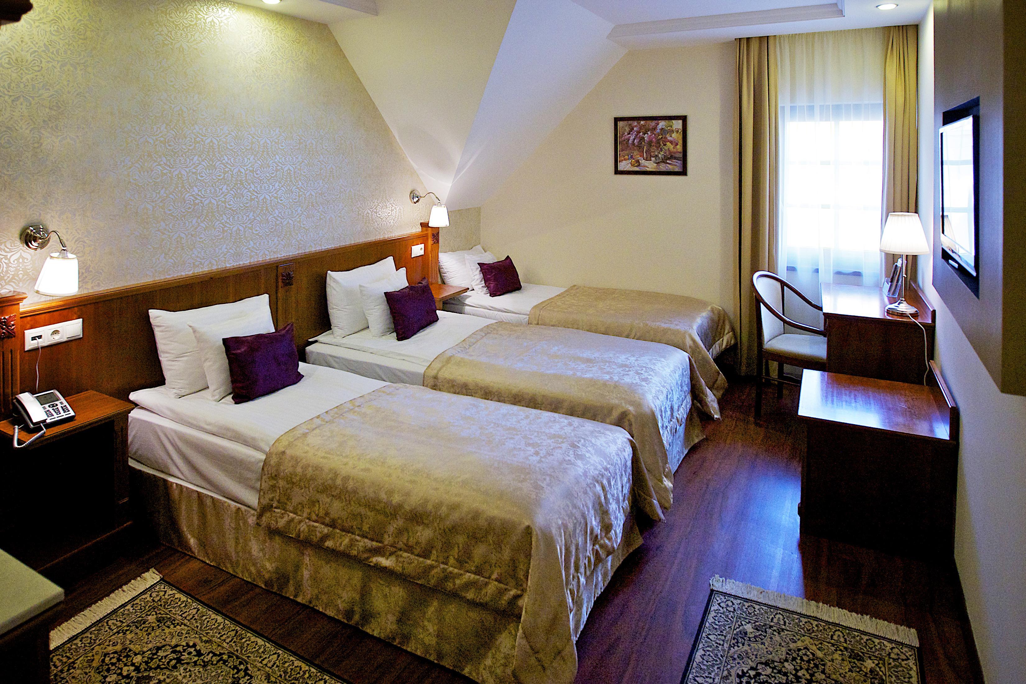 Gold Hotel Budapest Ngoại thất bức ảnh