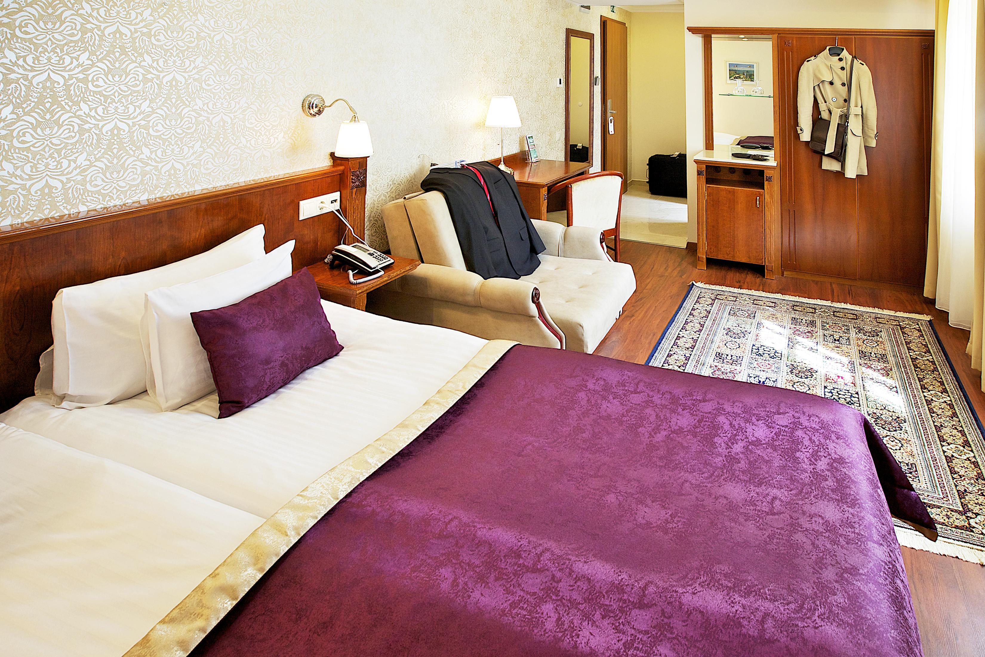 Gold Hotel Budapest Ngoại thất bức ảnh