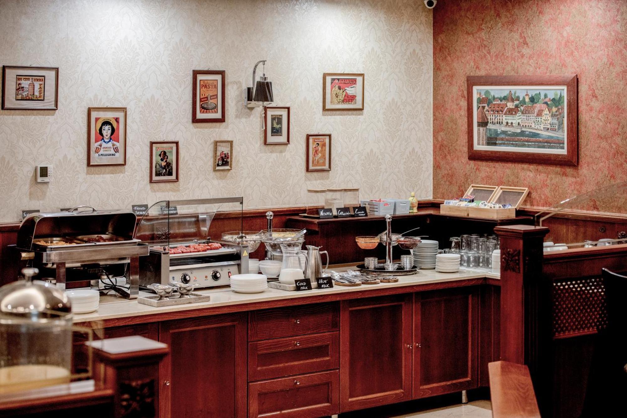 Gold Hotel Budapest Ngoại thất bức ảnh